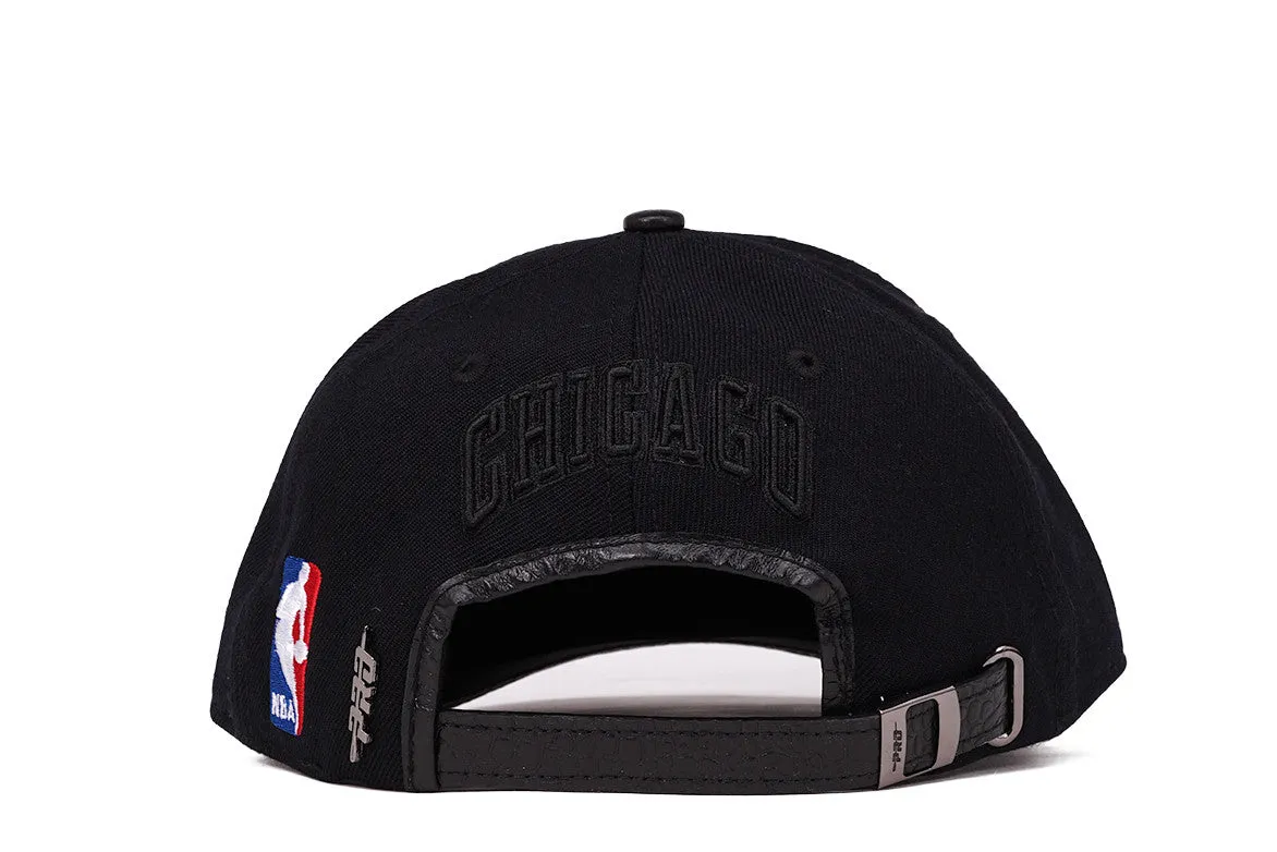 CHICAGO BULLS "SILVER METALLIC" STRAPBACK - BLACK
