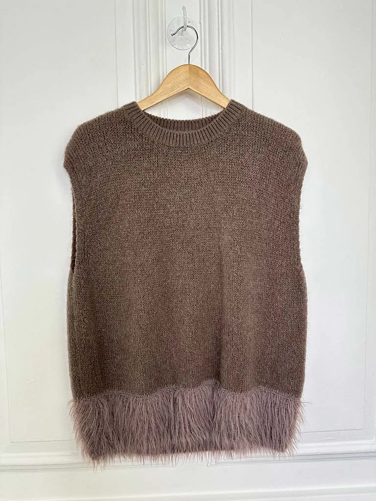 Feather Hem Soft Tank Knit - Mocha