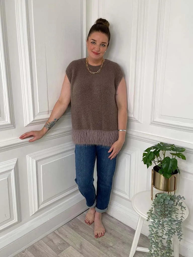 Feather Hem Soft Tank Knit - Mocha