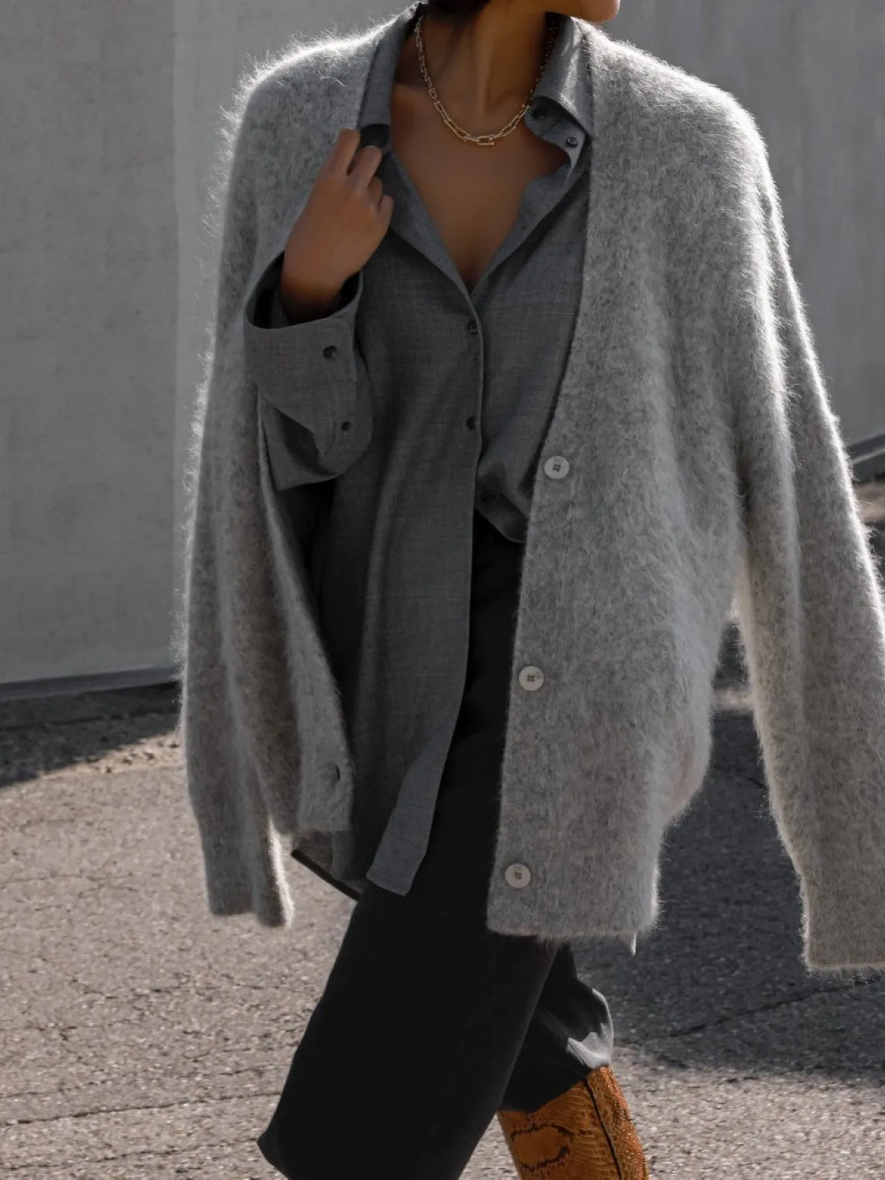 LUXE ALPACA OVERSIZED CARDIGAN