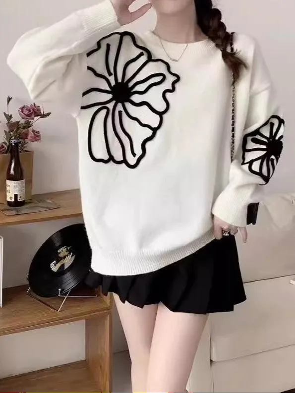 Manie 3D detailing Sweaters