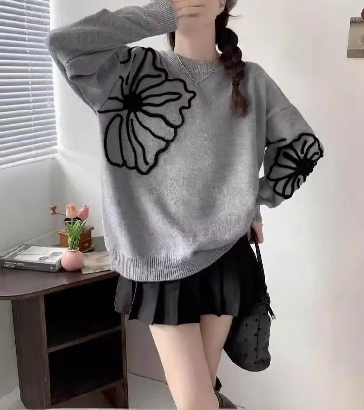 Manie 3D detailing Sweaters