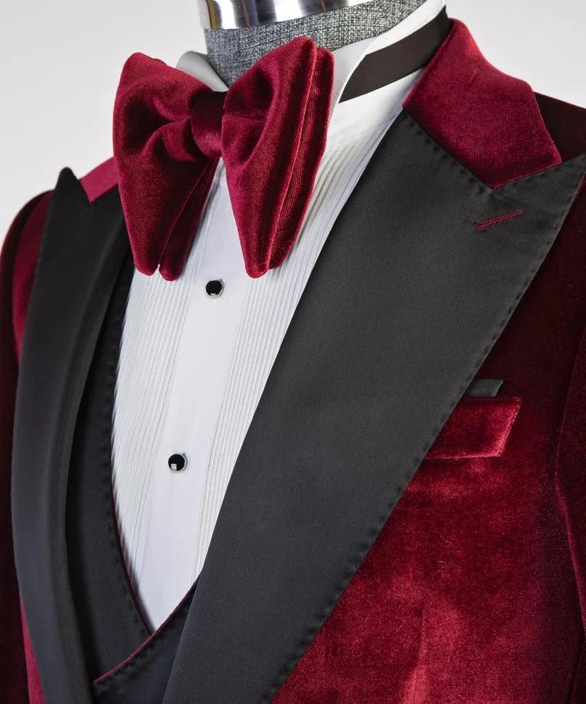Men's Classic Velvet Tuxedo