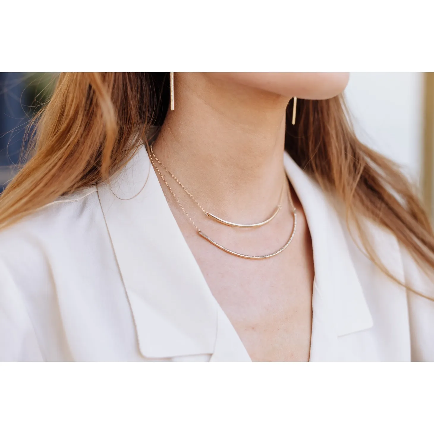 modern bar choker