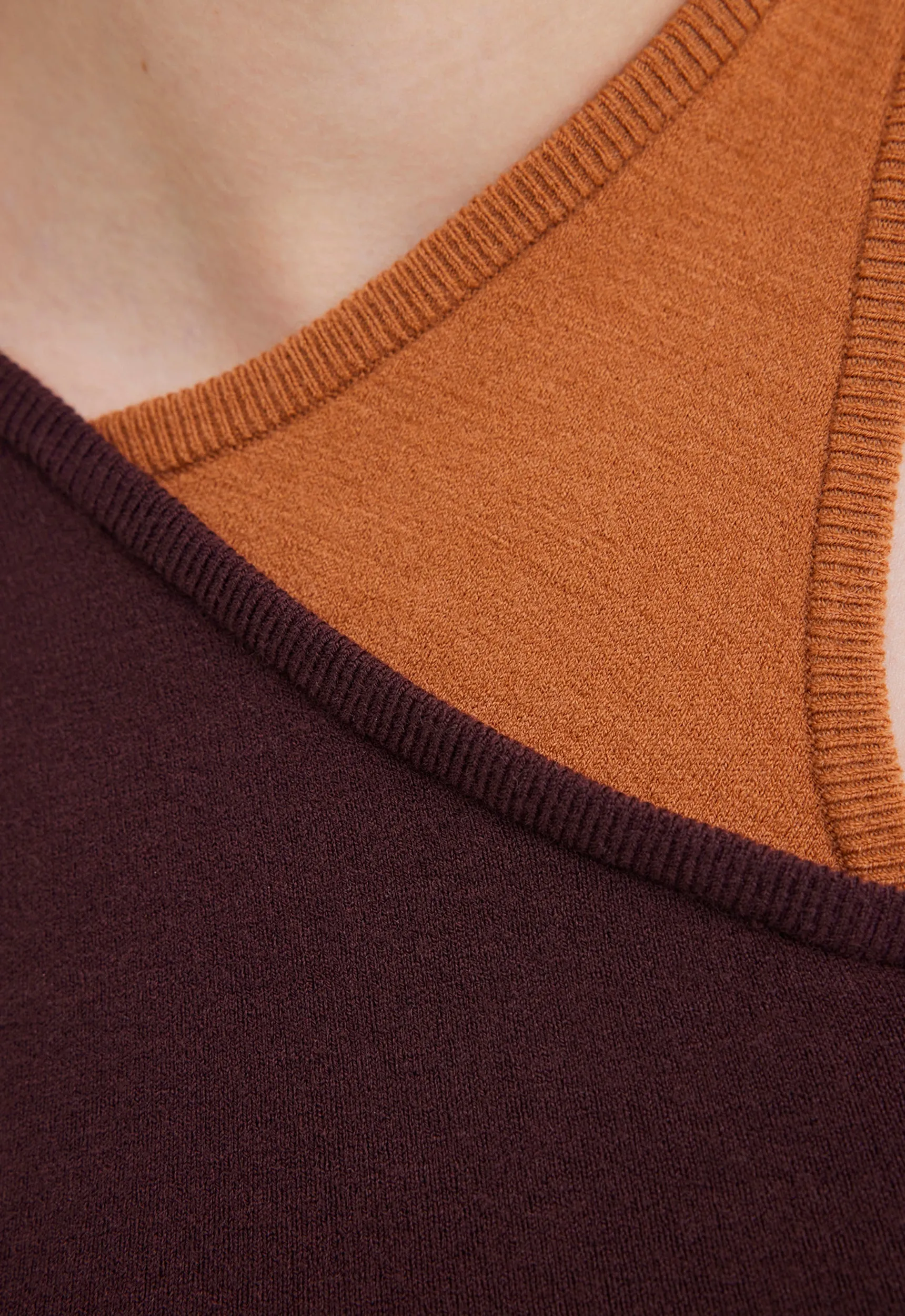 NAGNATA Retro Tank - Bronze/ Merlot