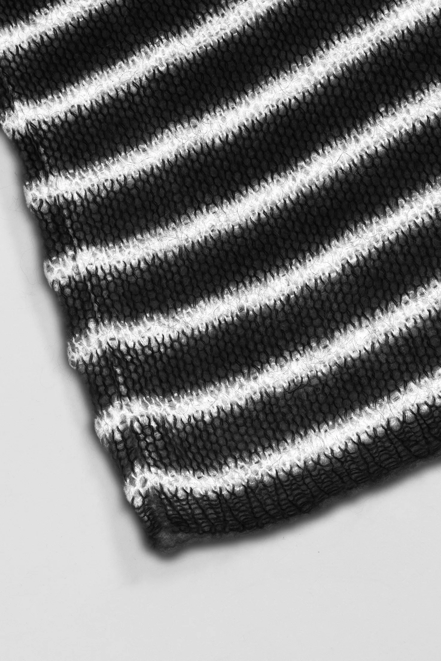 Navarro Jumper | Black & Bone