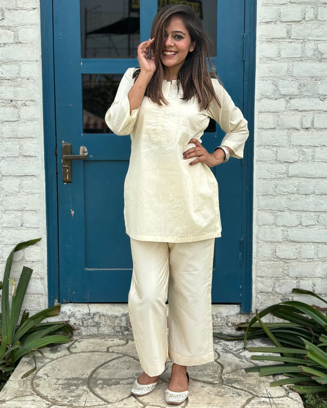 Off- White Silver Stripes Cotton Straight Kurti