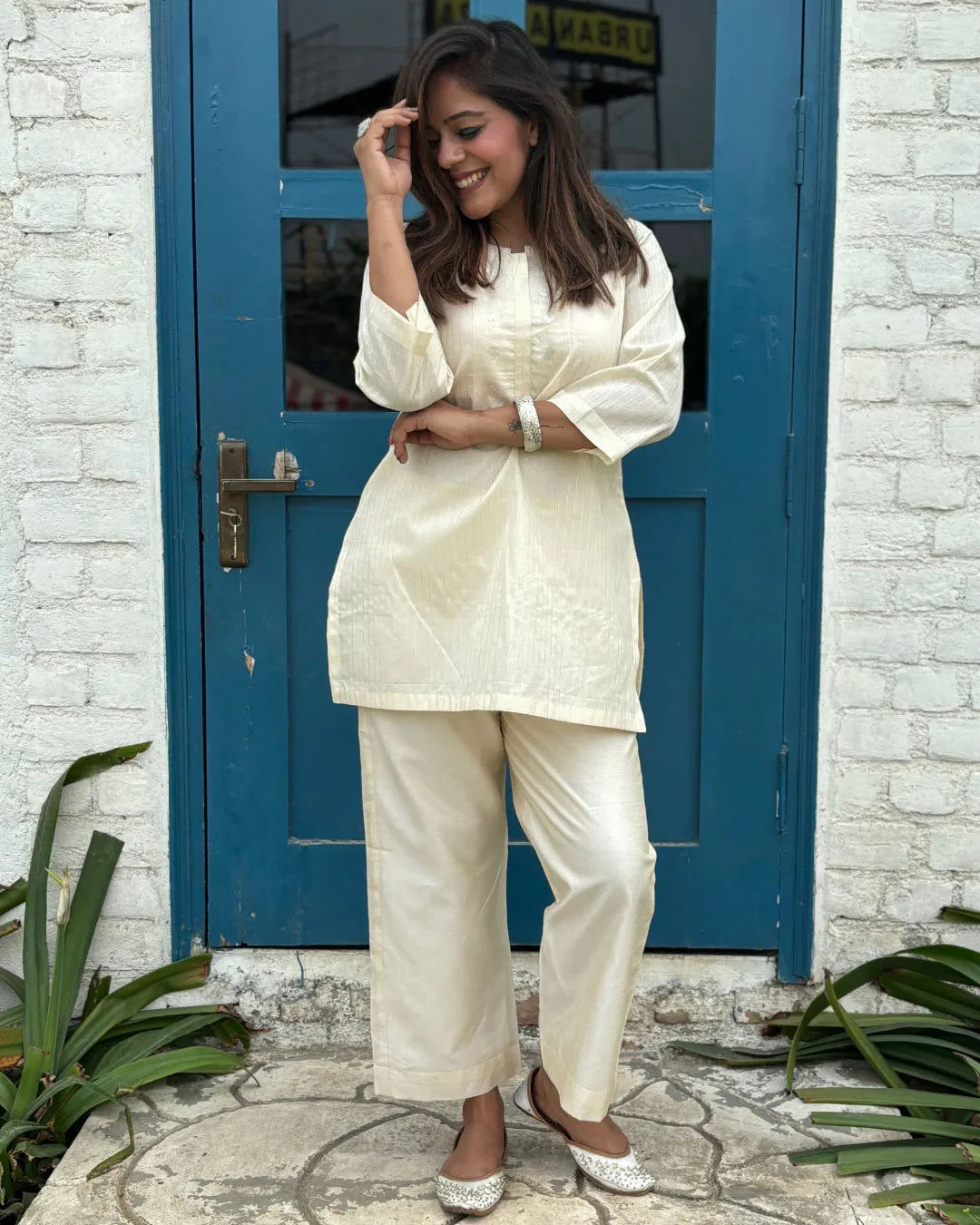 Off- White Silver Stripes Cotton Straight Kurti