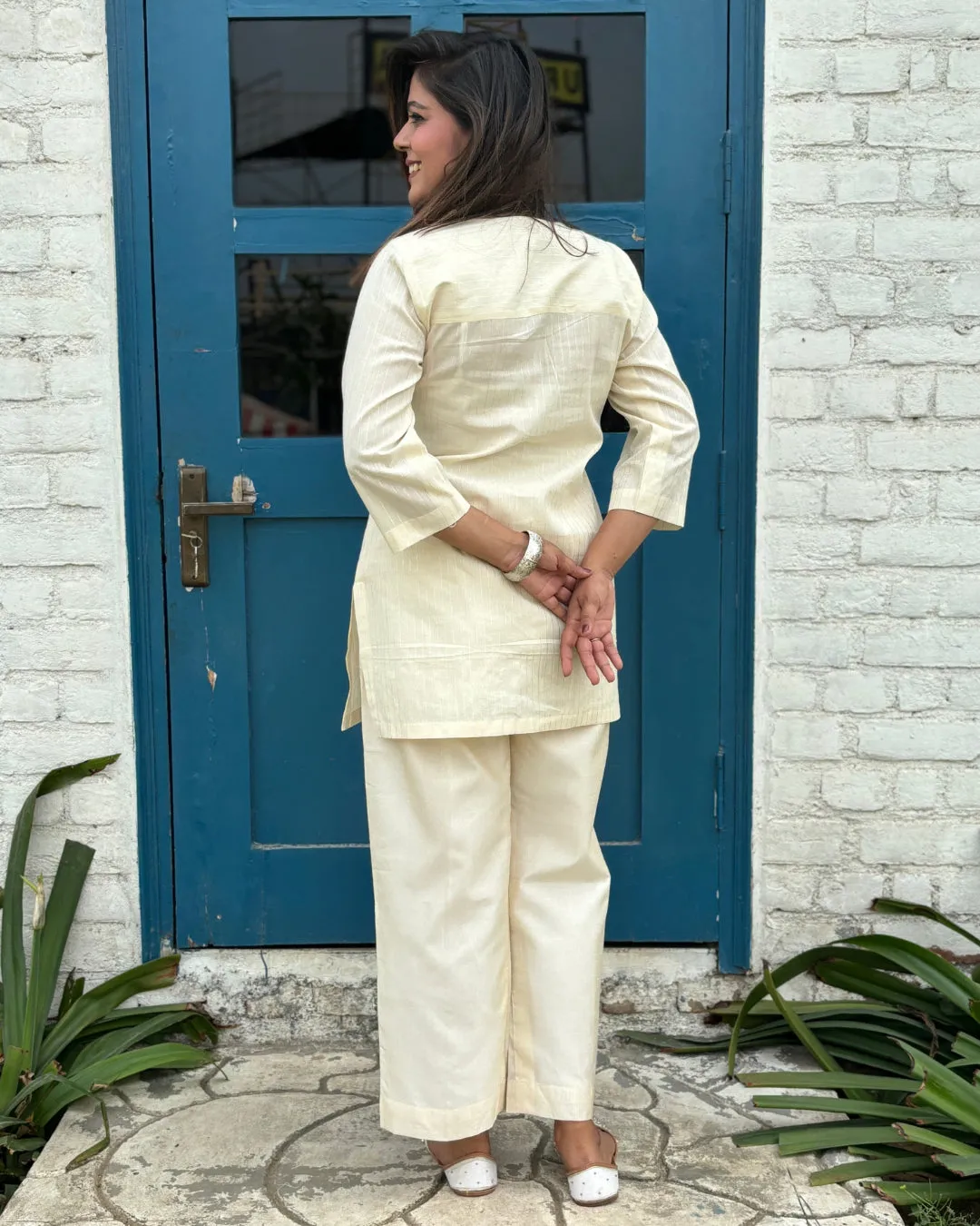 Off- White Silver Stripes Cotton Straight Kurti