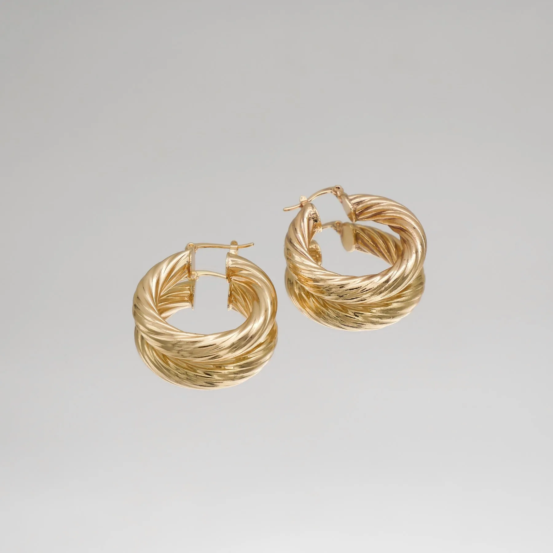 Sara Thick Hoops
