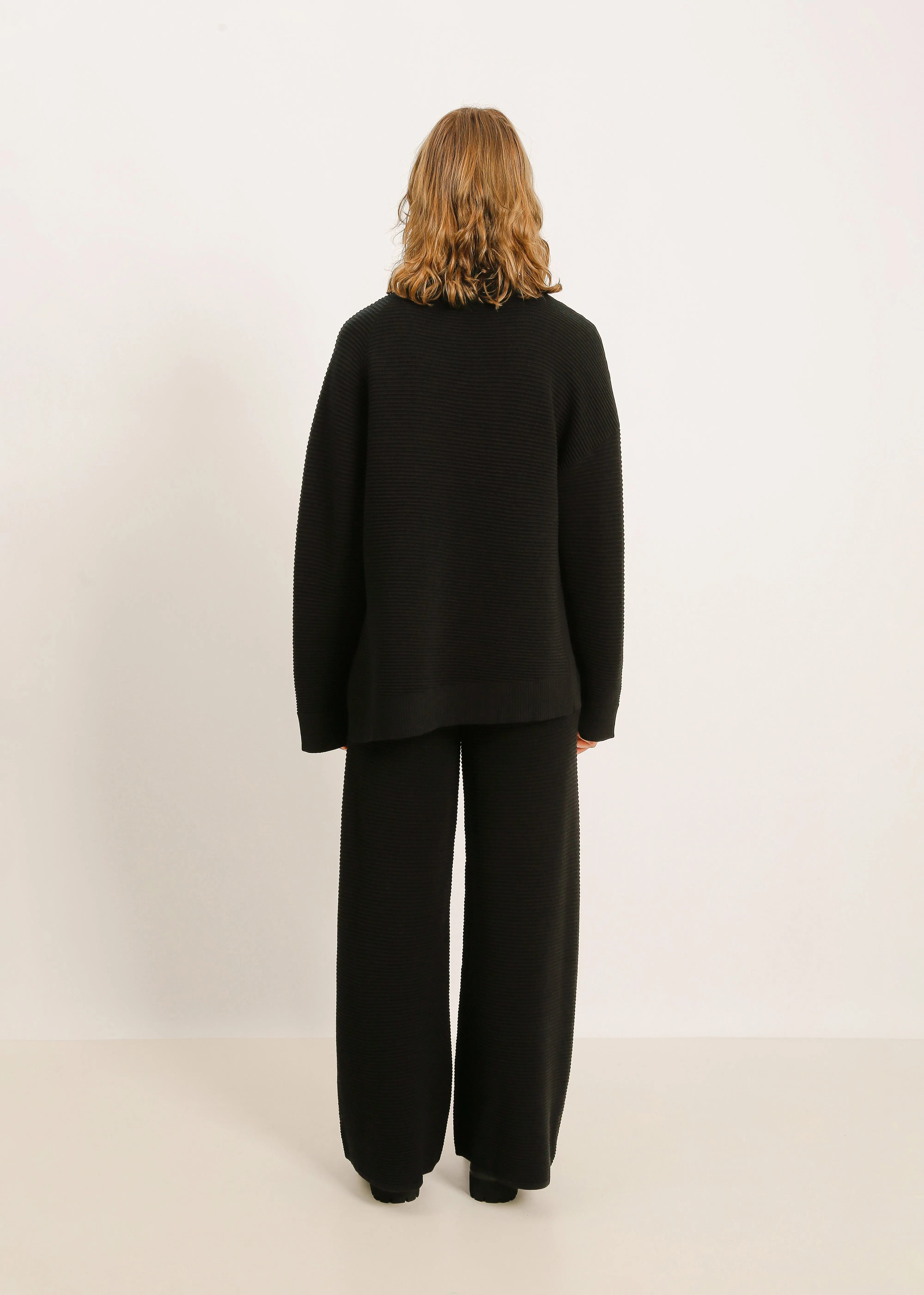 W24 | RUEBEN KNIT SWEAT / BLACK