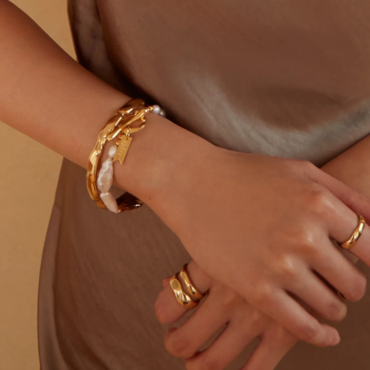 Wavi Ring - Thick - Gold